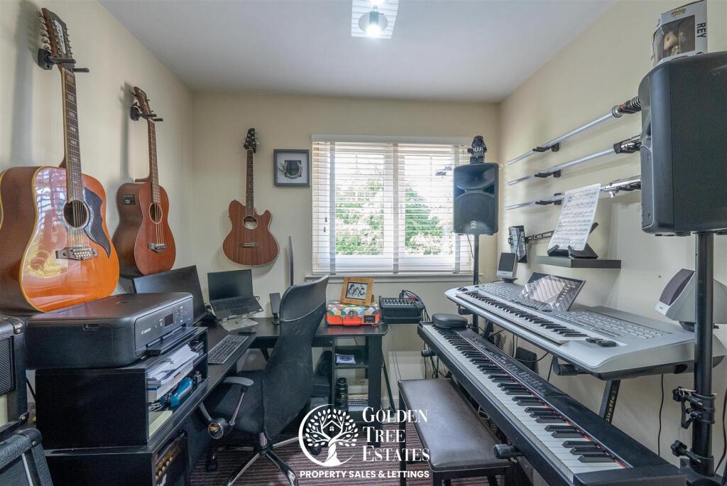 Images Above-09736.jpg