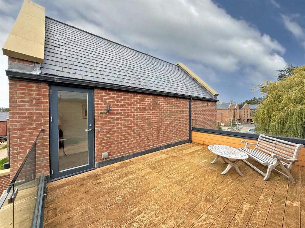 thumbnail_image1 (1).jpg