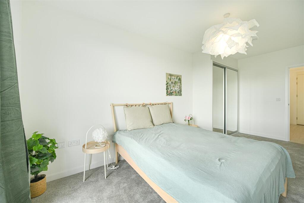 Bedroom  .jpg