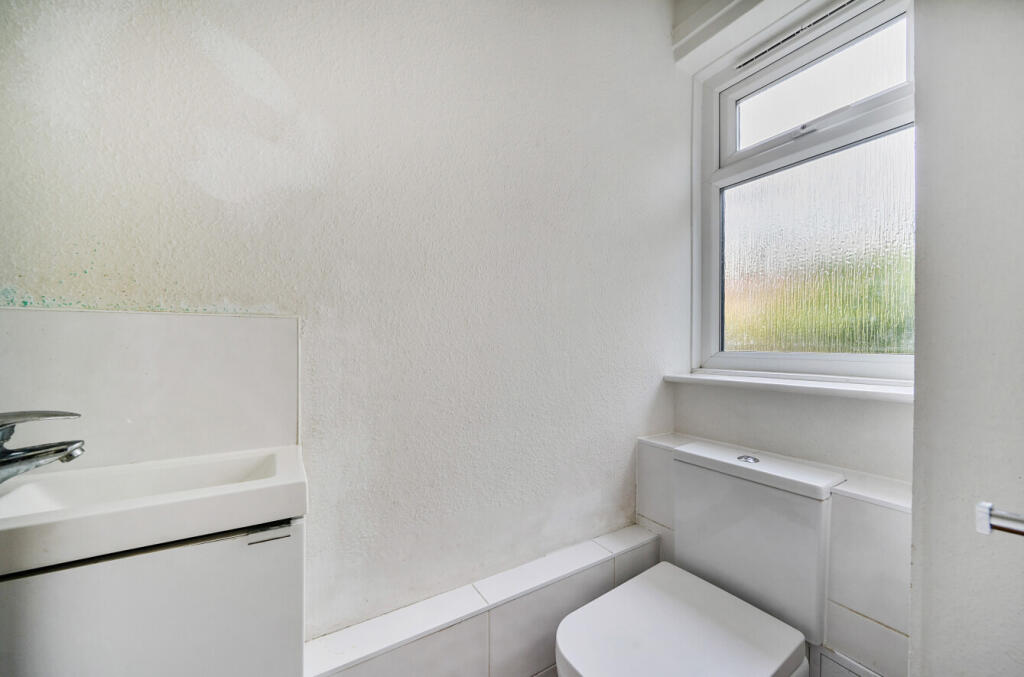 1314857-15-685572...