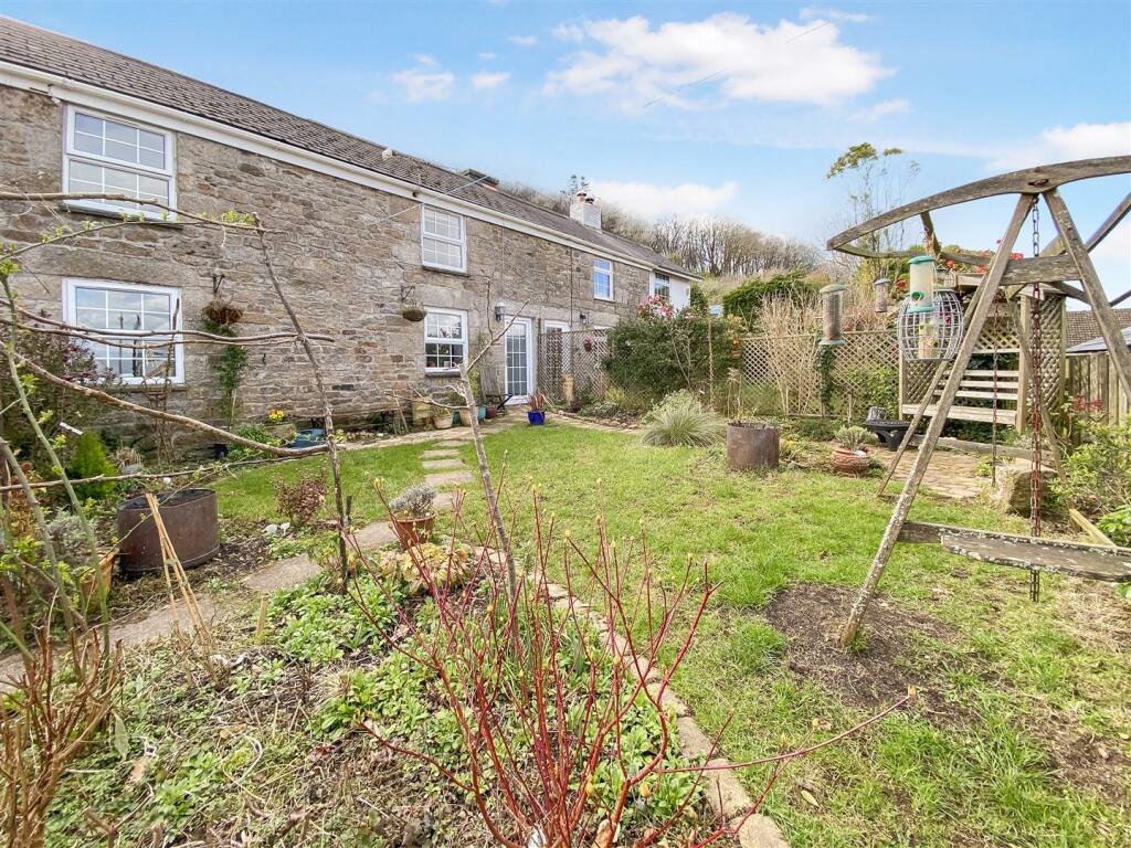garden 3.jpg