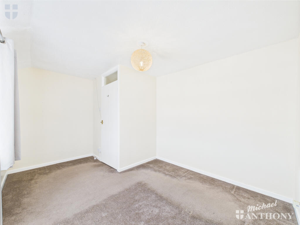 CAM03218G0-PR0665-STILL020