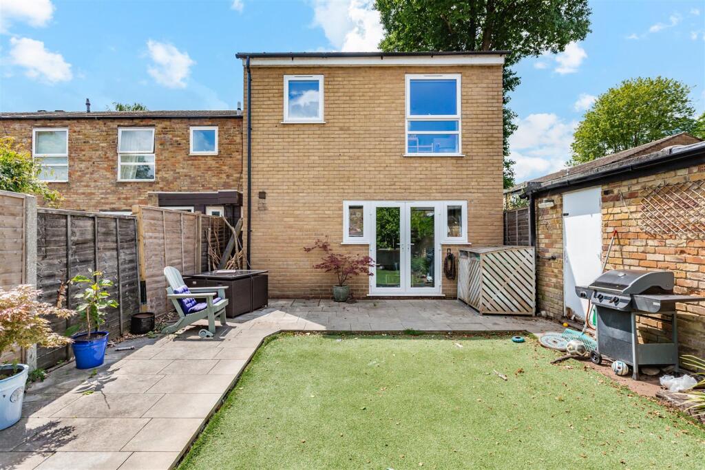 19 Millfield-HR6.jpg