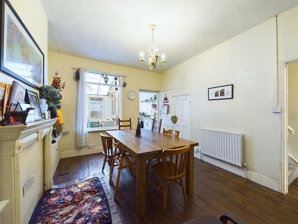 6 - Terraced House for Auction, Kingswood, Bristol