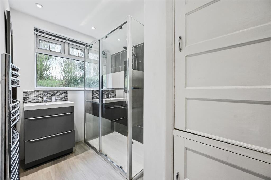 WH - 41 Rossdale - Shower Room1 (1).JPG