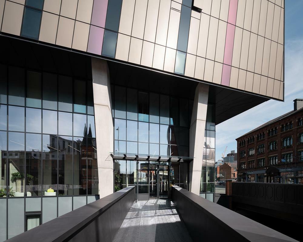 AXIS Generic Alto 03.jpg