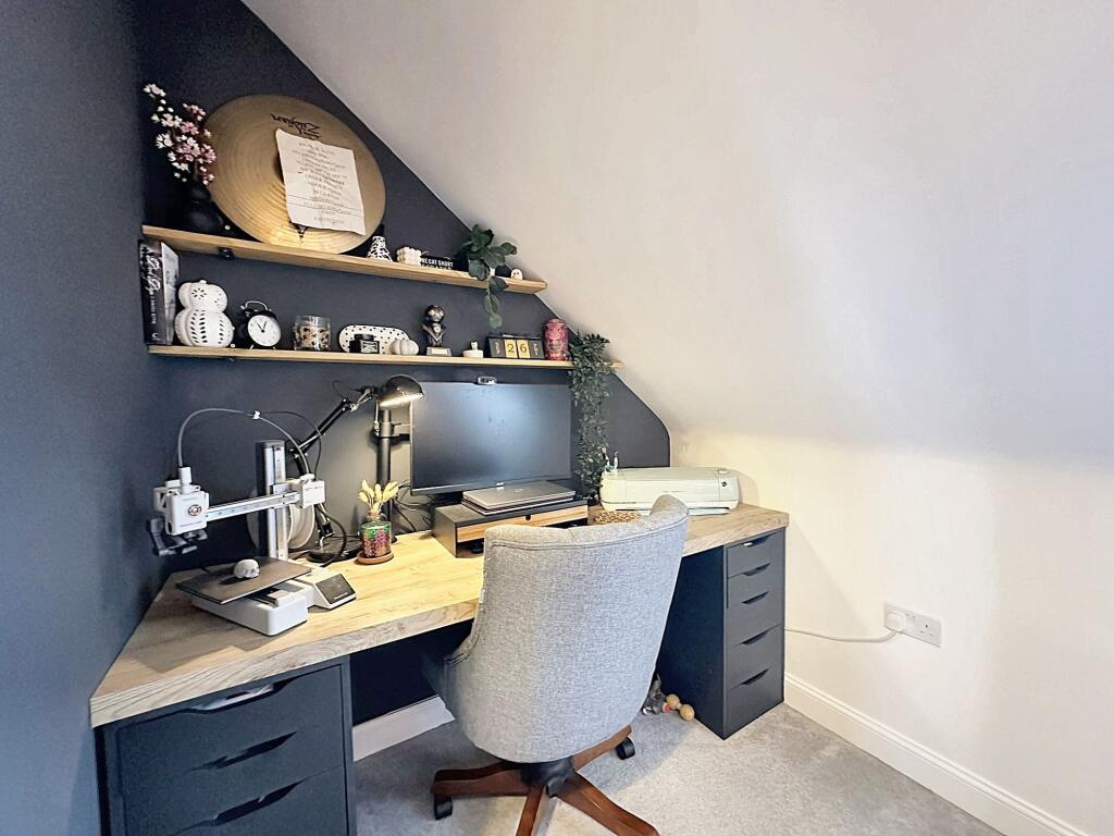 Bedroom 3 Office Space