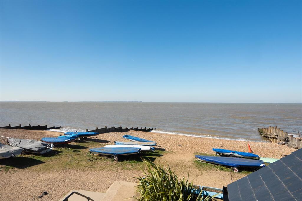 Sea Wall, Whitstable