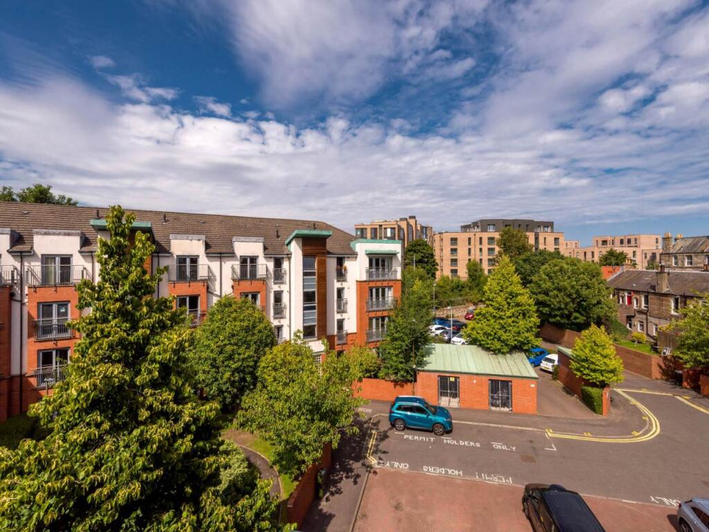 75537_Tytler_Court-0