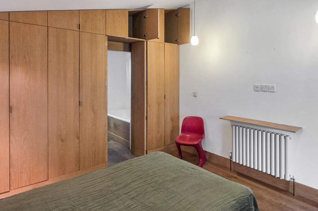 46a Rainham Road, Kensel Green, London NW10 5DG