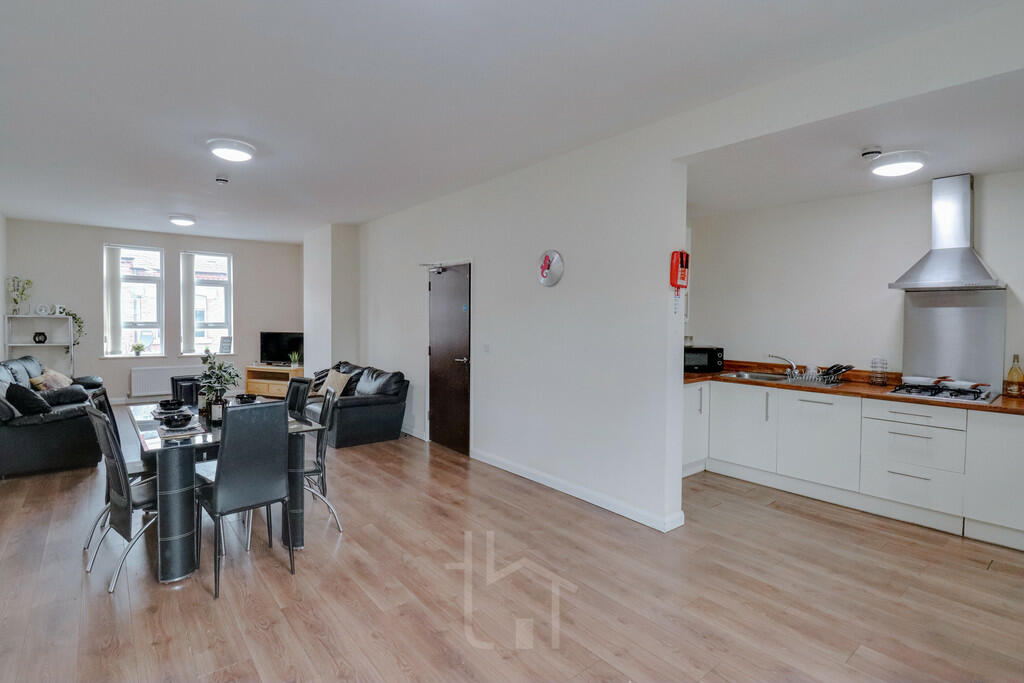Lounge Kitchen