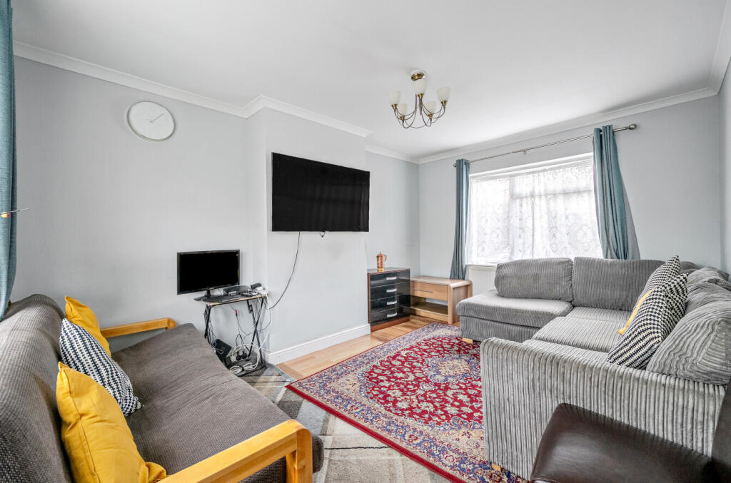 1386636-6-6932c73...