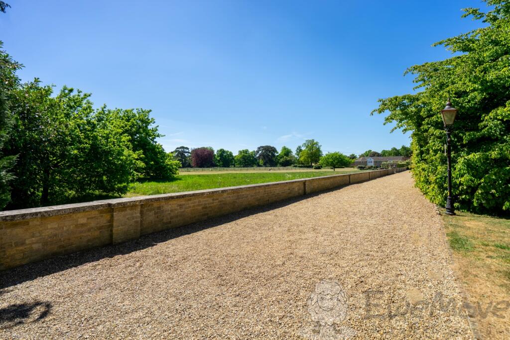 Communal Grounds