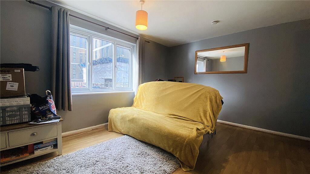 Studio Room