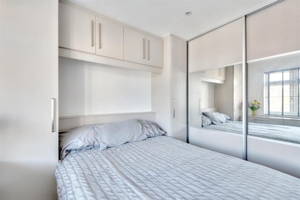 Bedroom 2_5.jpeg