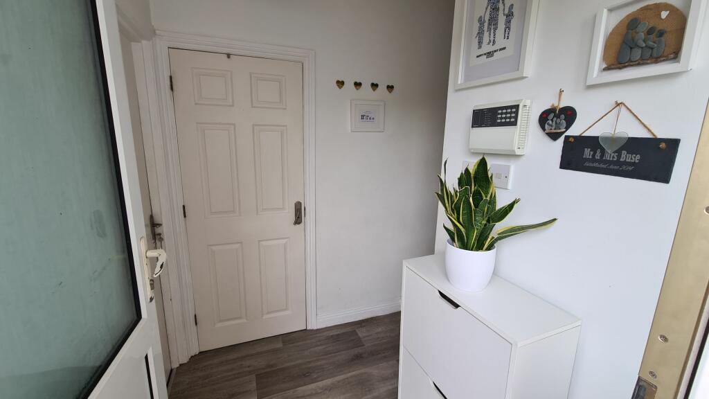 ENTRANCE HALLWAY