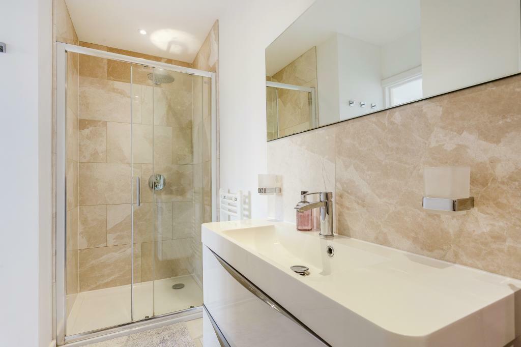 8 Peregrine Road 316259 (20).jpg