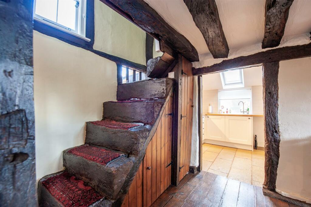 Staircase.jpg