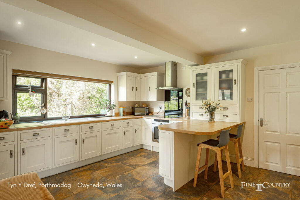 Kitchen Breakfast Room