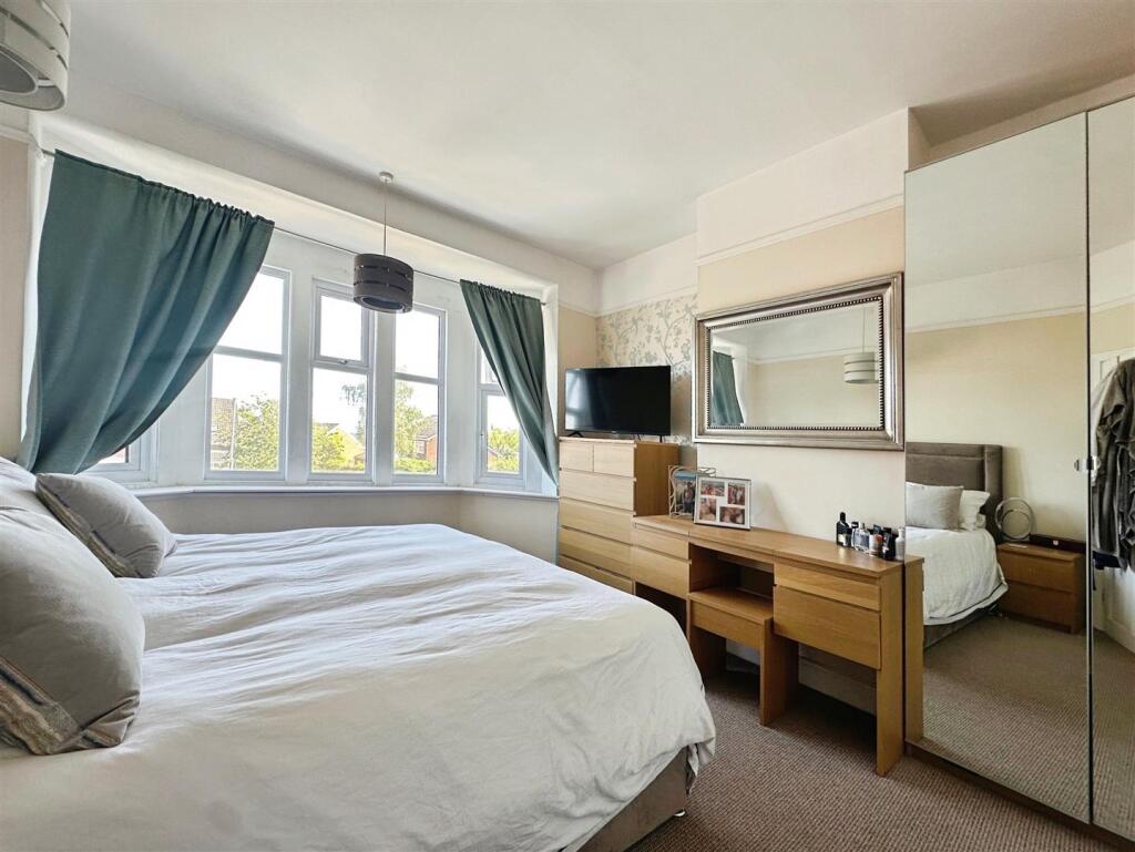 971d3637--413D-8AD3-AEC264003433-18204-0000071EB8F