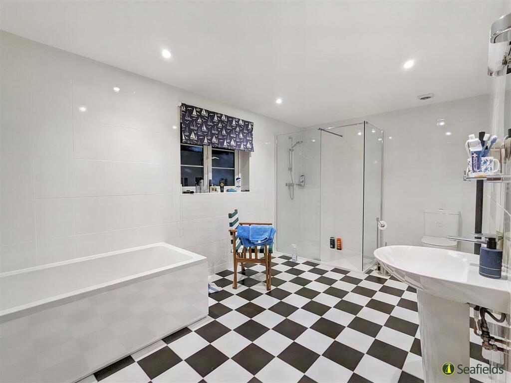Ensuite 1