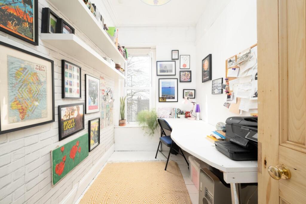 366 Wells Road, BS4--23.jpg