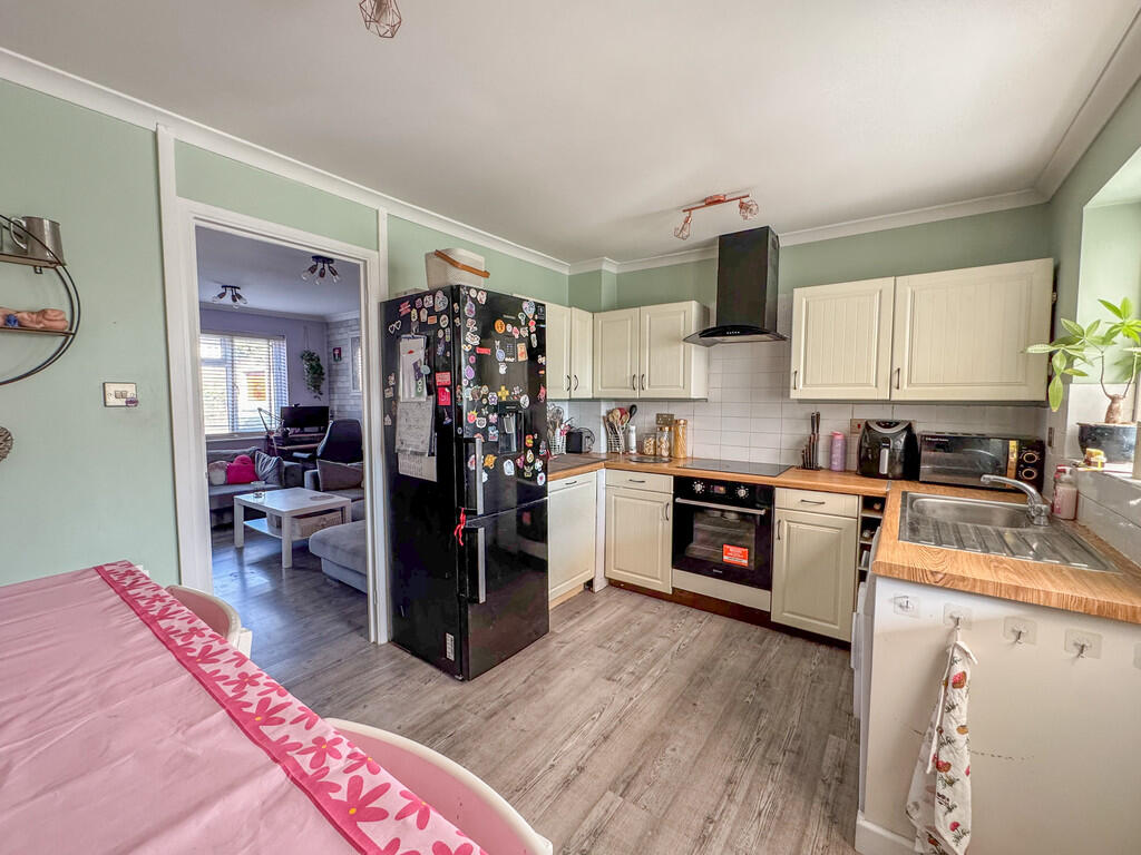 kitchen  breakfas...