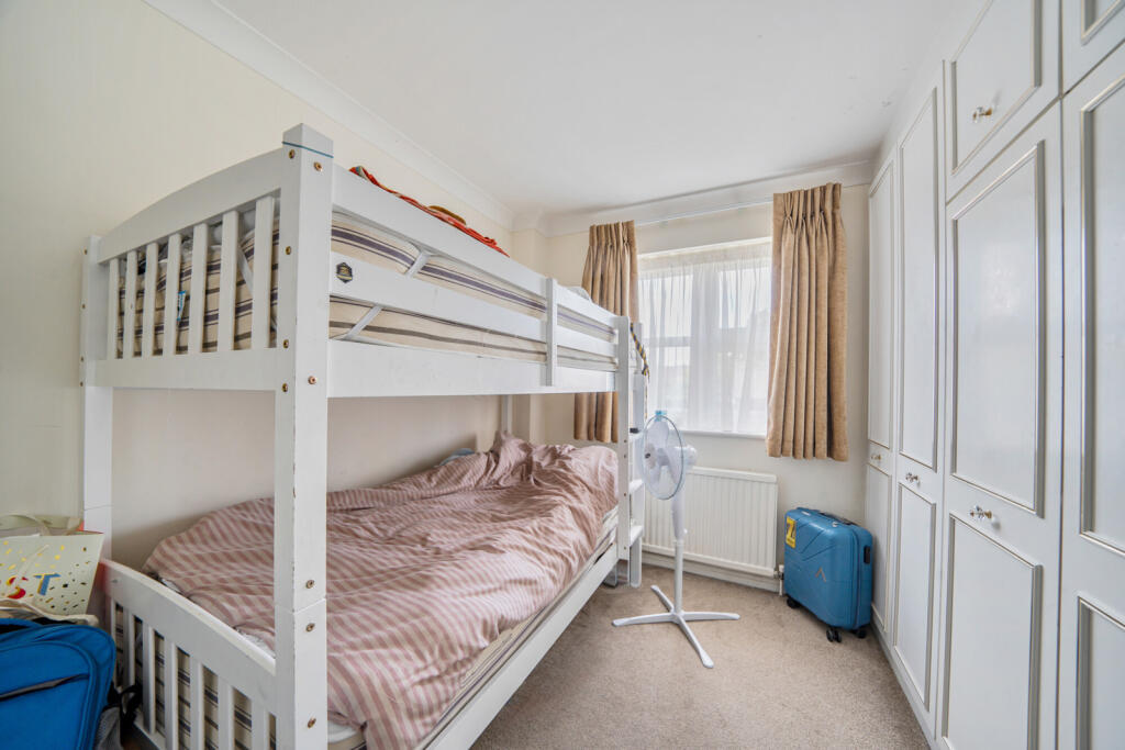 1328190-10-6895f2...