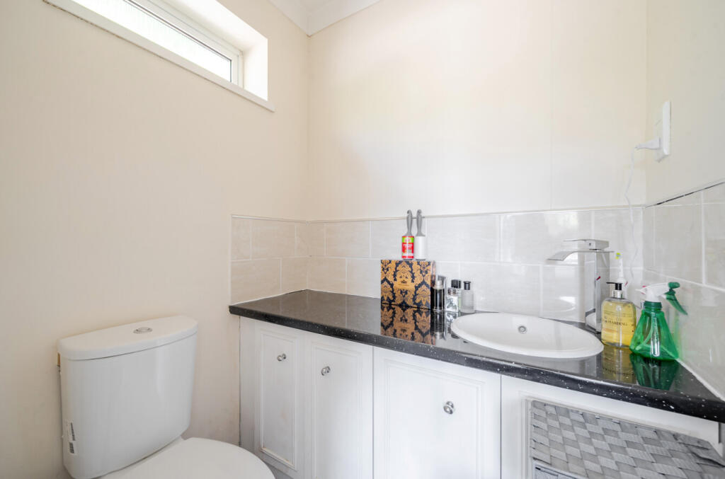 1333607-11-6899ca...