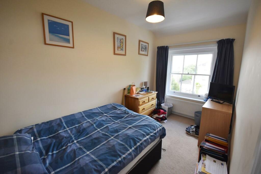 BED 2.JPG