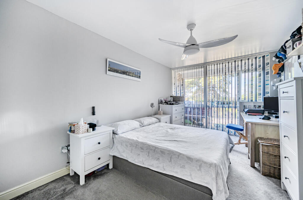 1345646-5-68b0169...