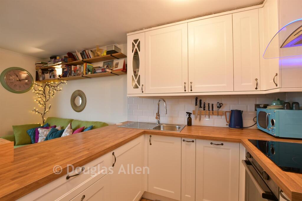 Living Room /Kitchen