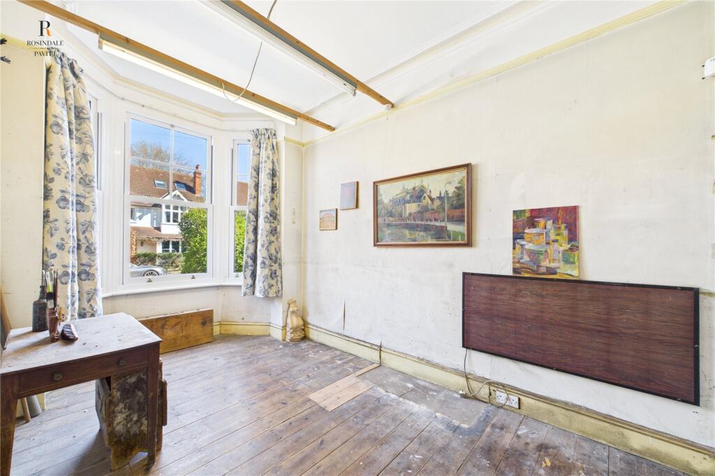 Arts &amp; Craft Room