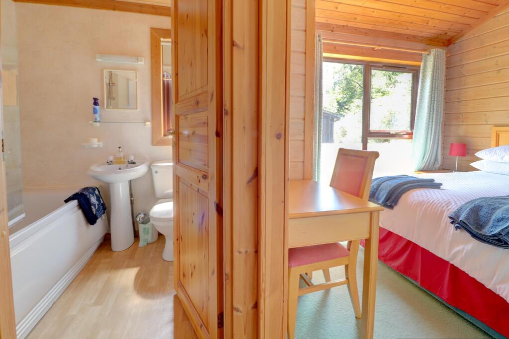 Bedroom 1 and en suite bathroom.jpg