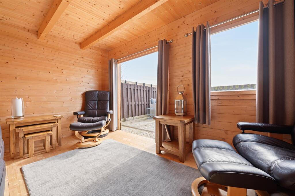 41 Middlebank Rise 033.JPG