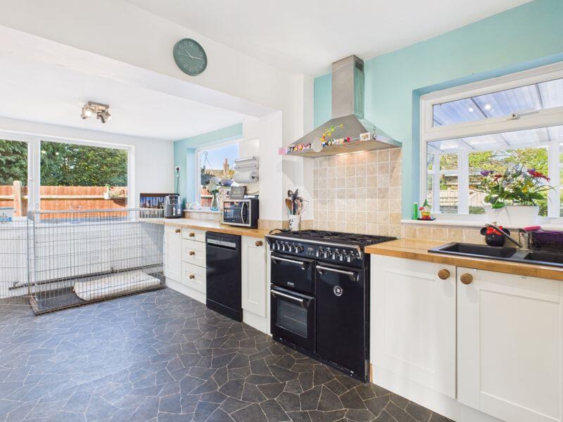 Kitchen/breakfast room 