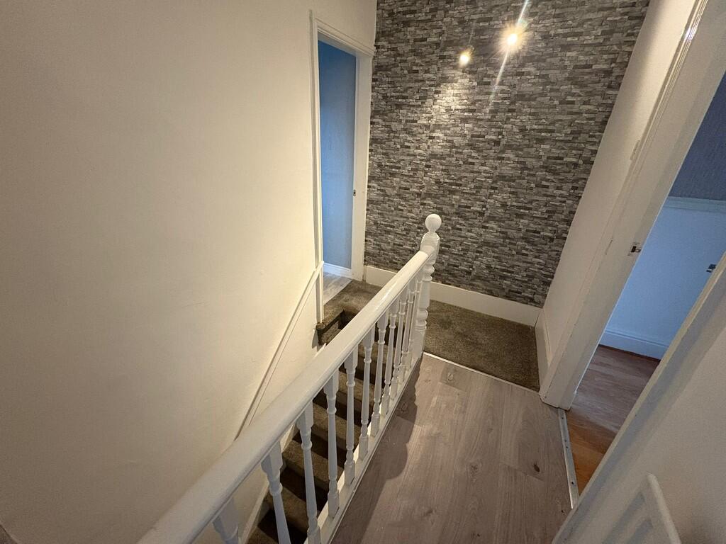 IMG-20251107-WA00...