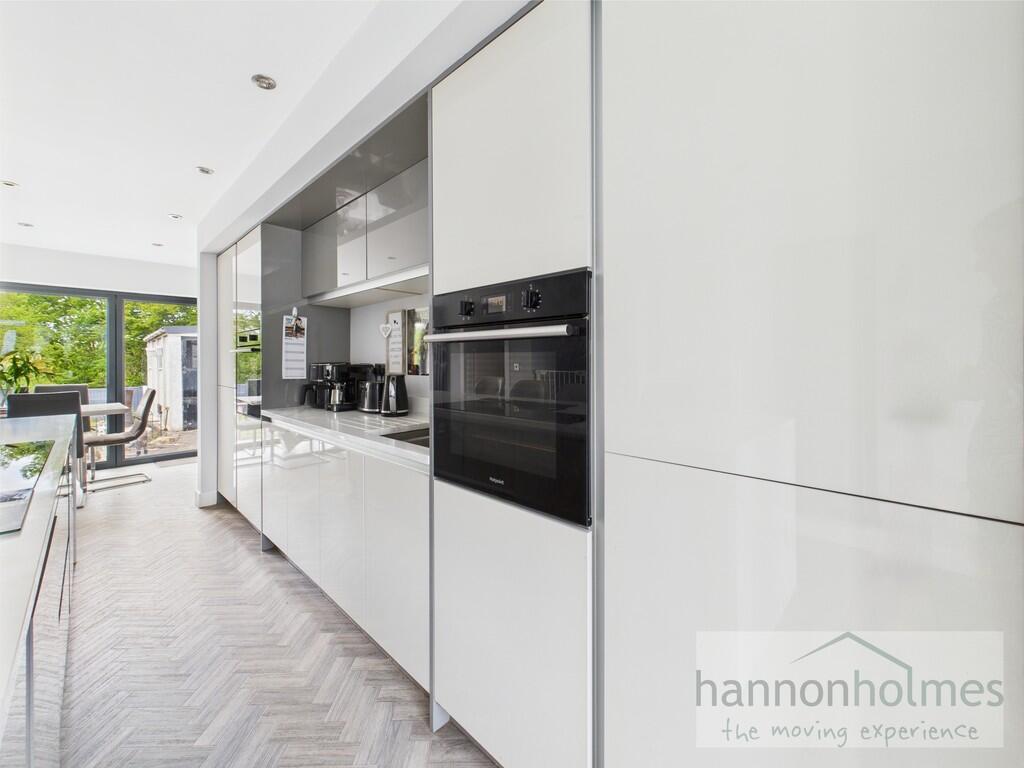 CAM05283G0-PR0048...