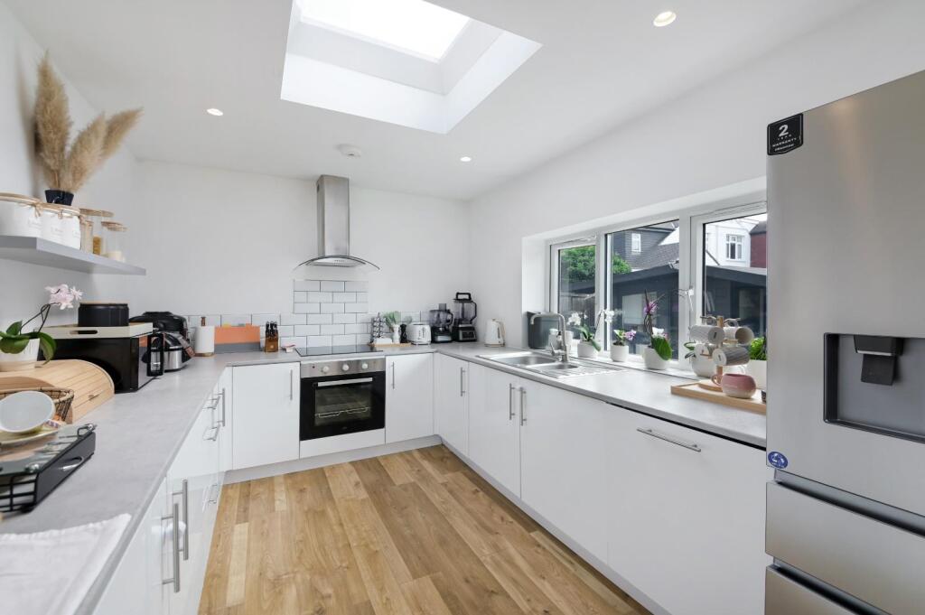 FIRSWOOD AVENUE, -26.jpg