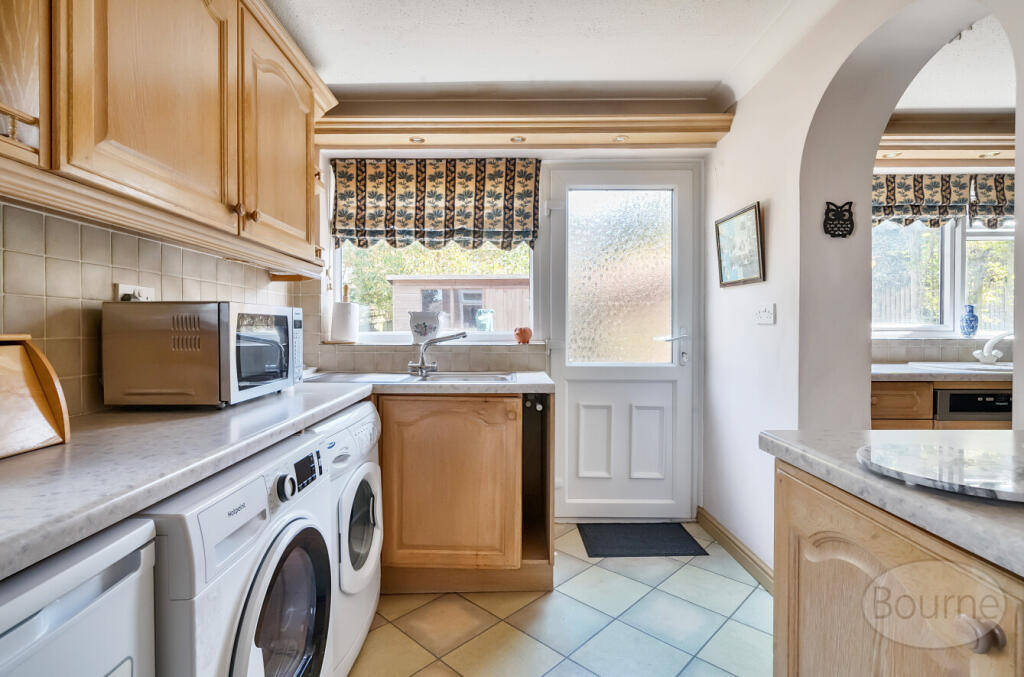 6ae0e7ab-96f5-4bf...