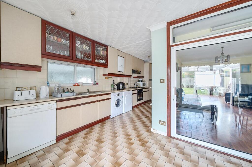 Davidson Frost-Wellings, DFW, Portland Crescent, S