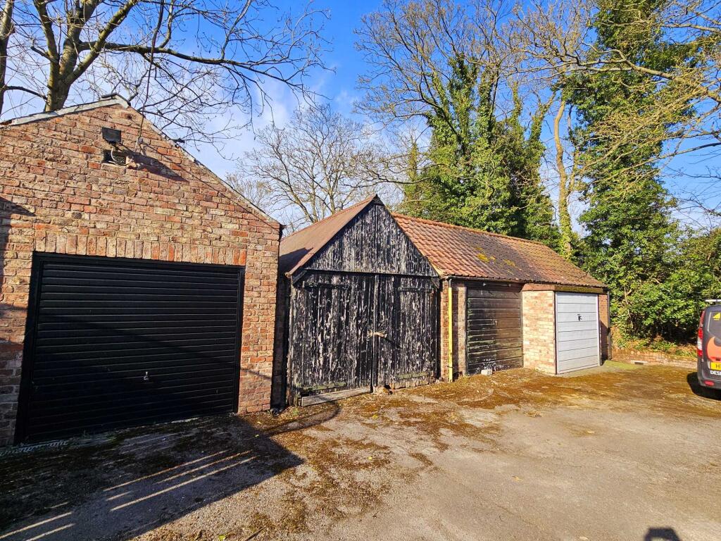 ff972d03-666a-488b-85a1-fb11b8ae3844