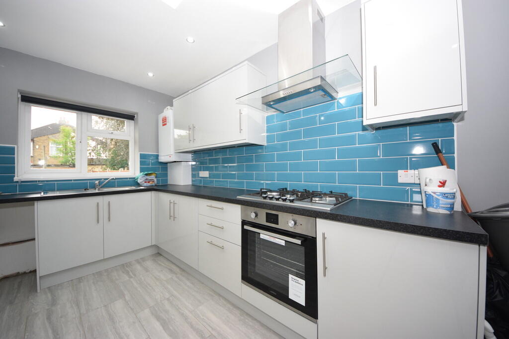 Windsor Road 110 ...