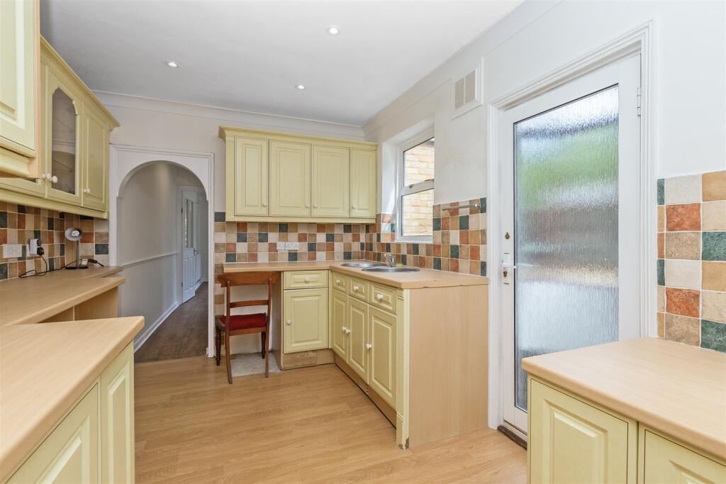 08-f920JPH - 83787 - 4 Rectory Terrace, Park Rd, F