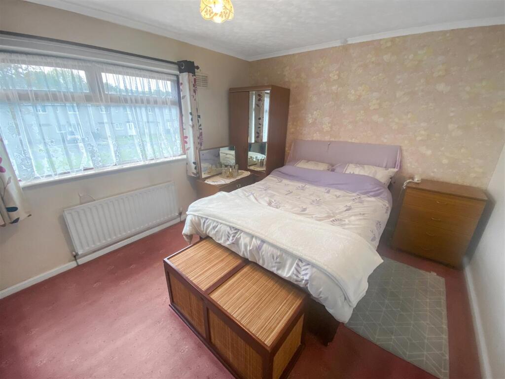 Bedroom One.jpg