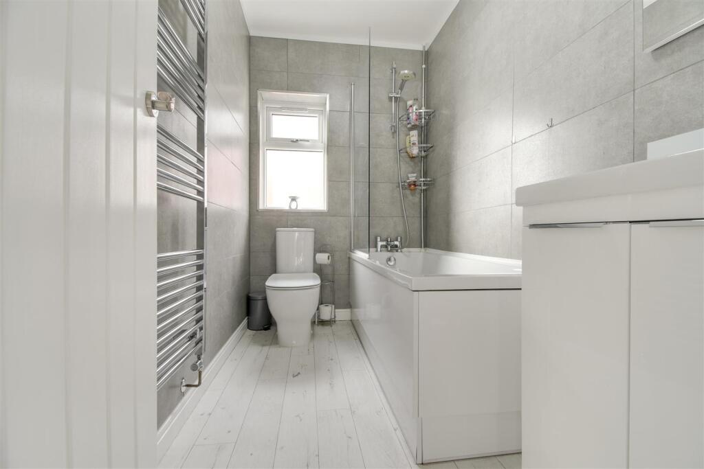 Family bathroom