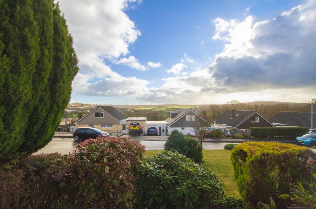 18 Lanhydrock View TPS Bodmin 01208 74182-18