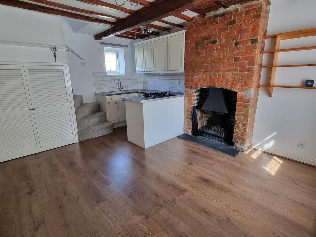 lounge kitchen