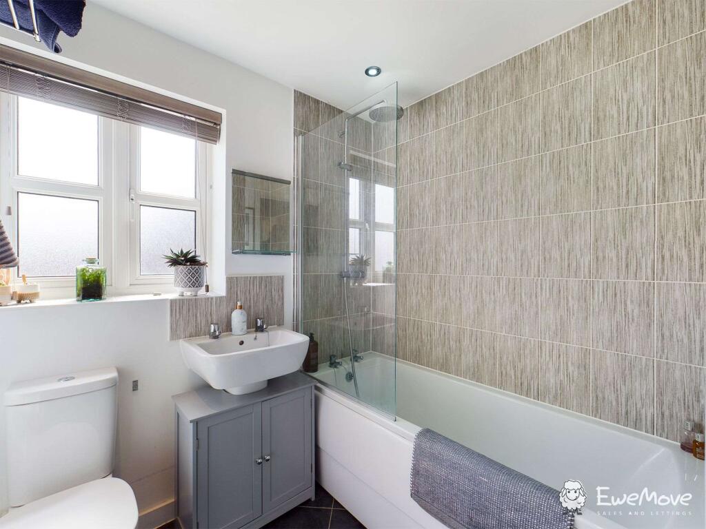 Bathroom 2