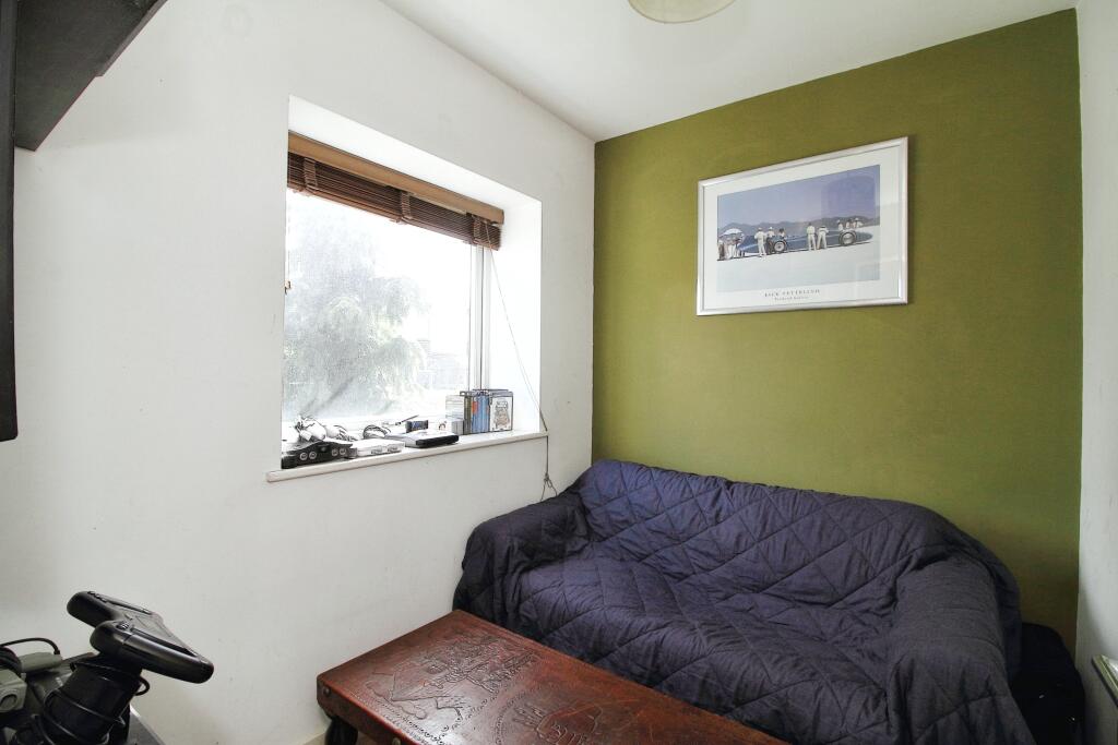 Snug / Office